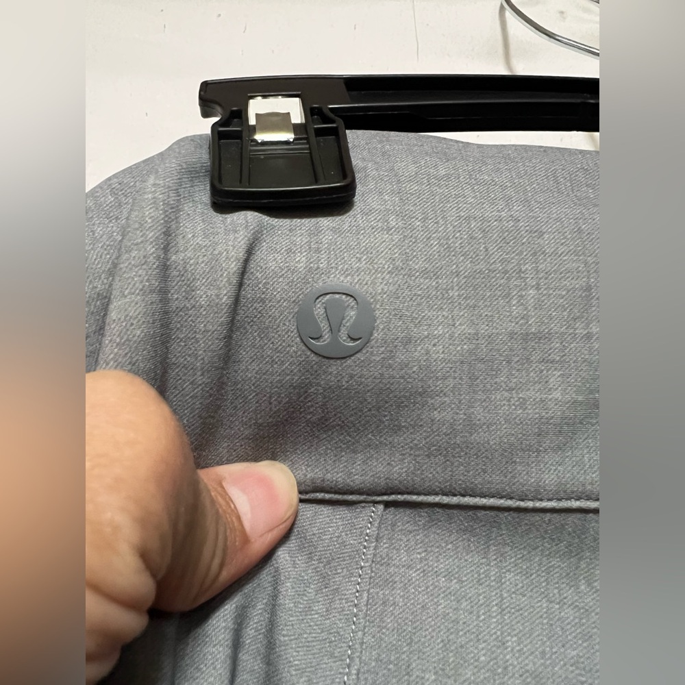 Lululemon Here to There High-Rise 7/8 Pant
Crosshatch Texture Casual Workwear - Picture 12 of 16